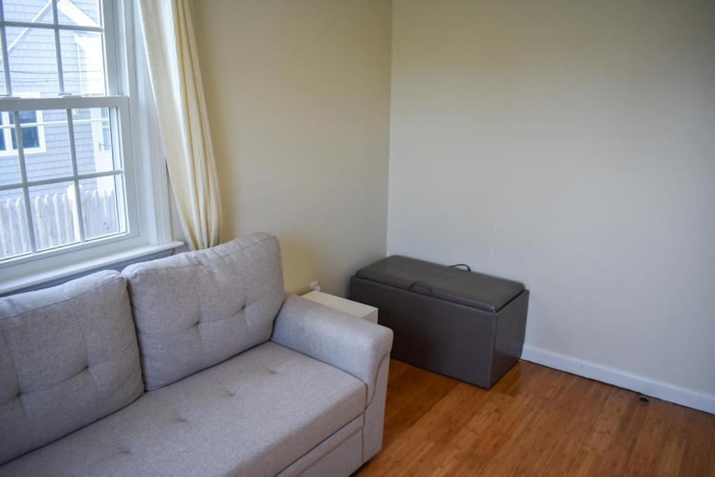 Seaside Serenity, Just A Block /0.1 Mile Away From The Beach Yarmouth Port Esterno foto