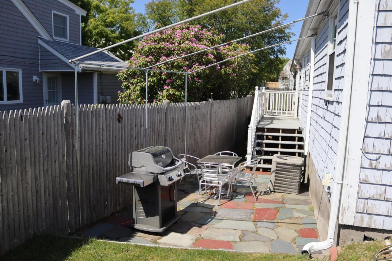 Seaside Serenity, Just A Block /0.1 Mile Away From The Beach Yarmouth Port Esterno foto
